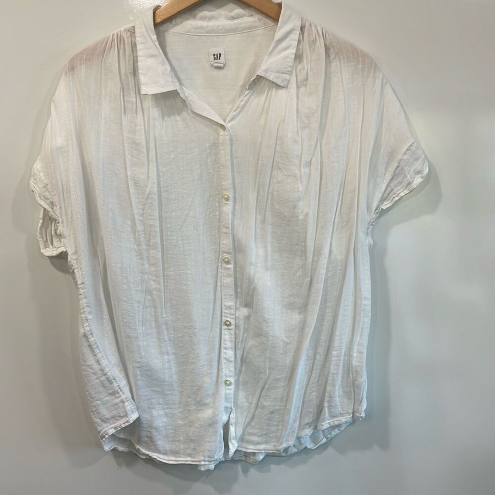 GAP White Button-Down Short Sleeve Shirt XL